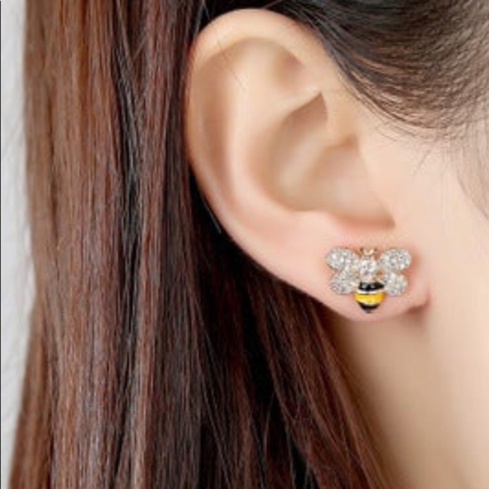 Bumblebee post earrings. Gold filled - Picture 2 of 5